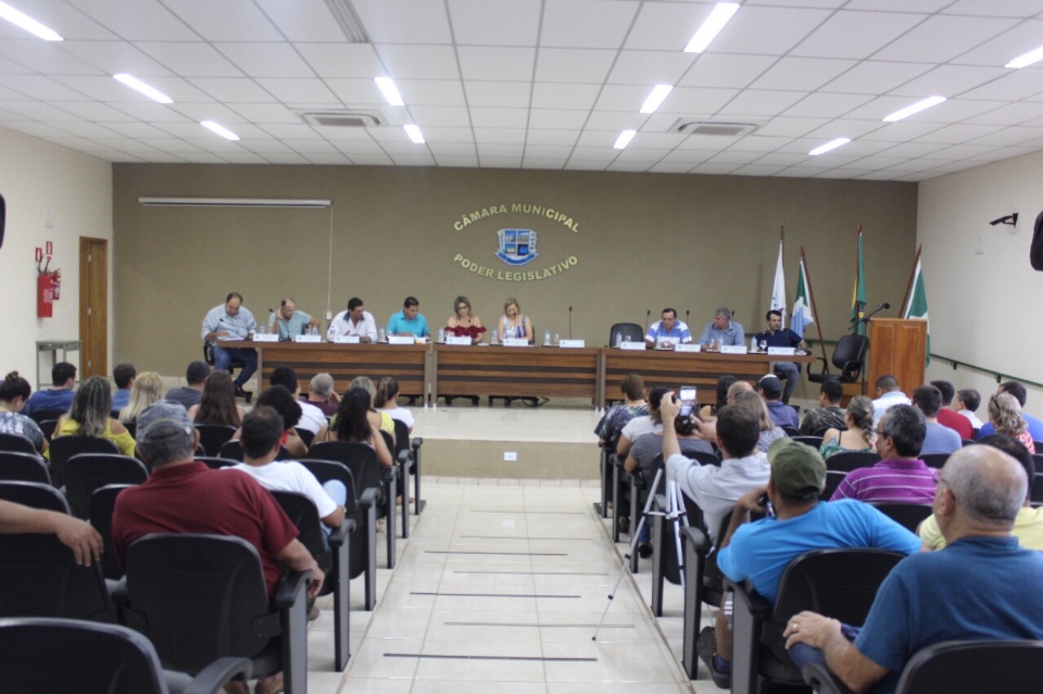 Câmara Municipal realiza última Sessão Extraordinária no ano de 2017