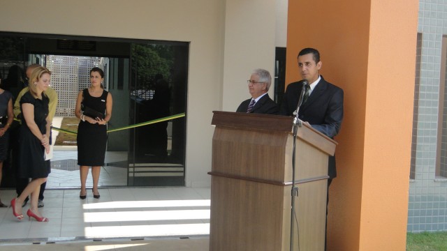 Autoridades participam da inauguração do novo Fórum de Bonito