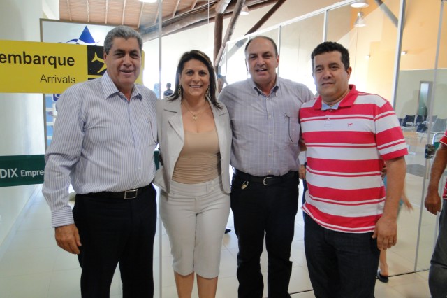 Vereadores participam de inaugurações.