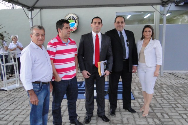 Vereadores participam de inaugurações.