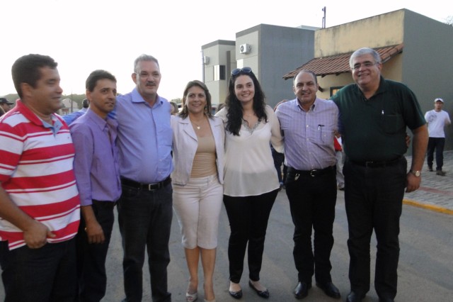 Vereadores participam de inaugurações.