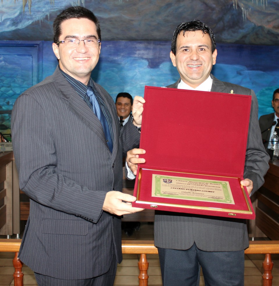 Entrega de Título de Cidadão Bonitense