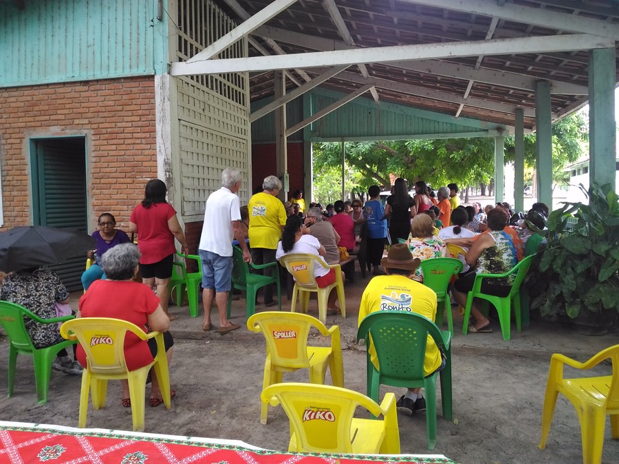 Prefeitura realiza festa de confraternização do Grupo Conviver no balneário